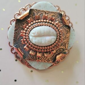 Pretty Ivory/like Brooch+ Brass